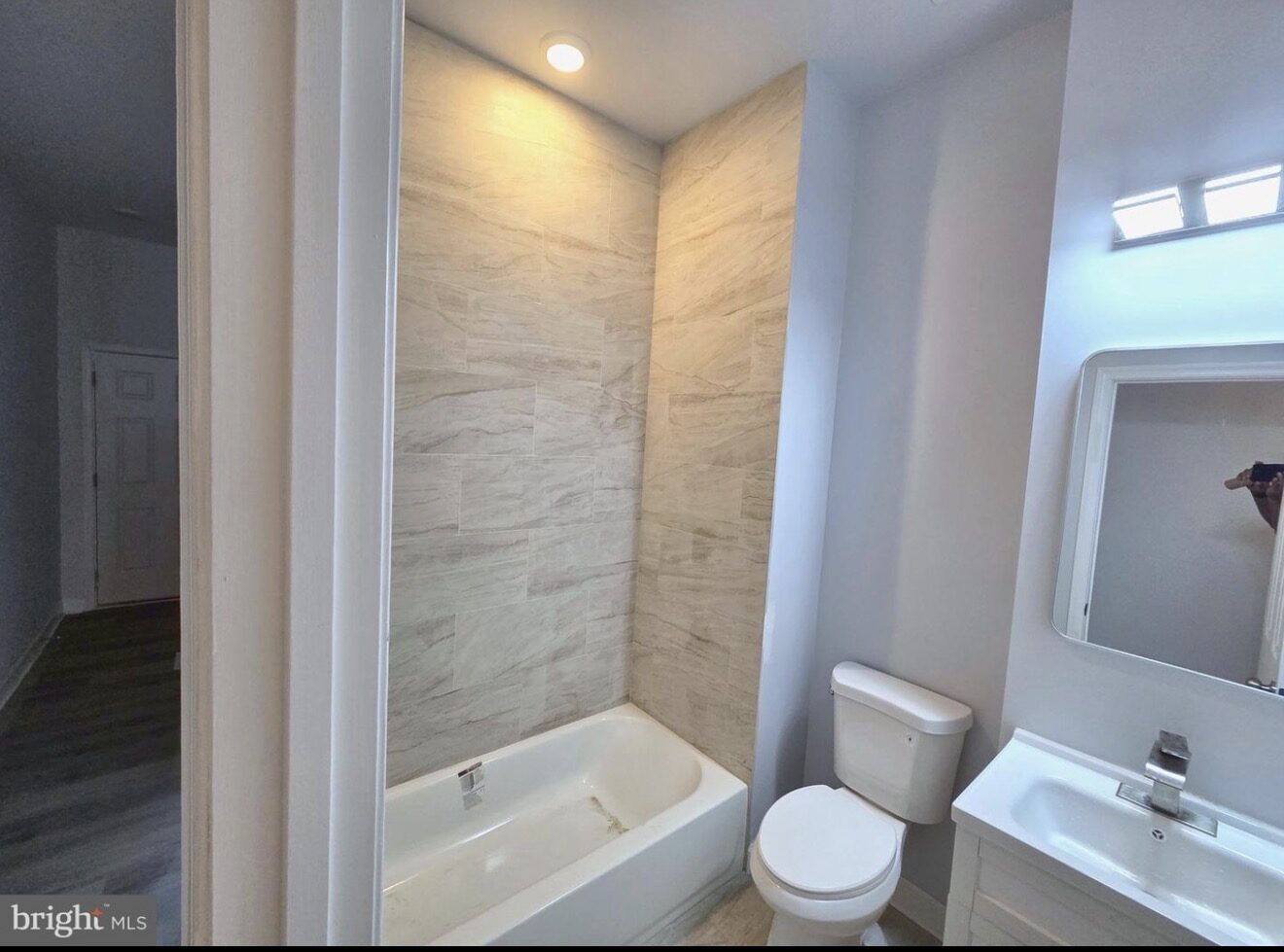 4031 Park Heights Avenue photo 15
