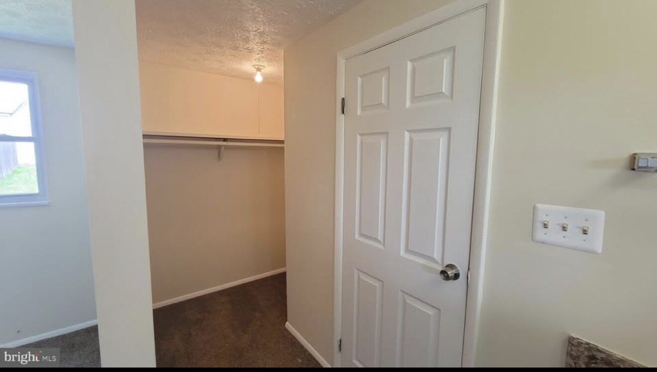 7626 Green Willow Court photo 7