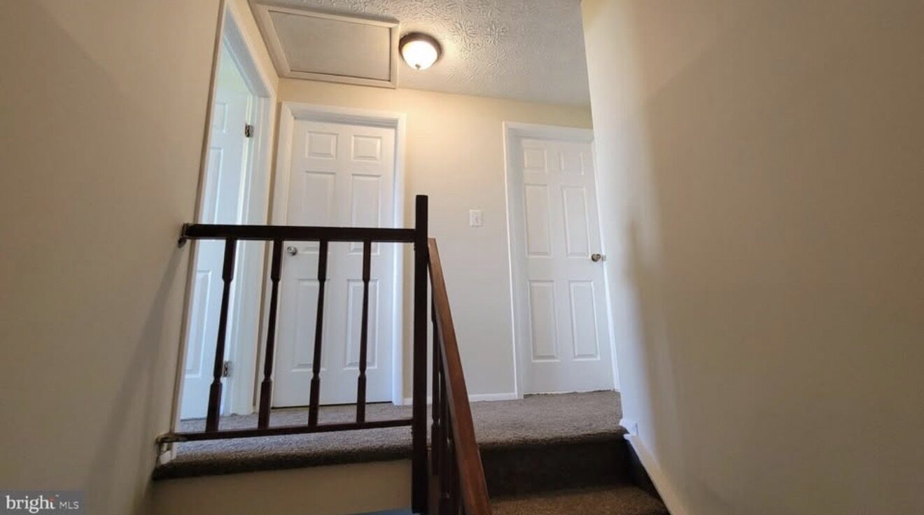 7626 Green Willow Court photo 12