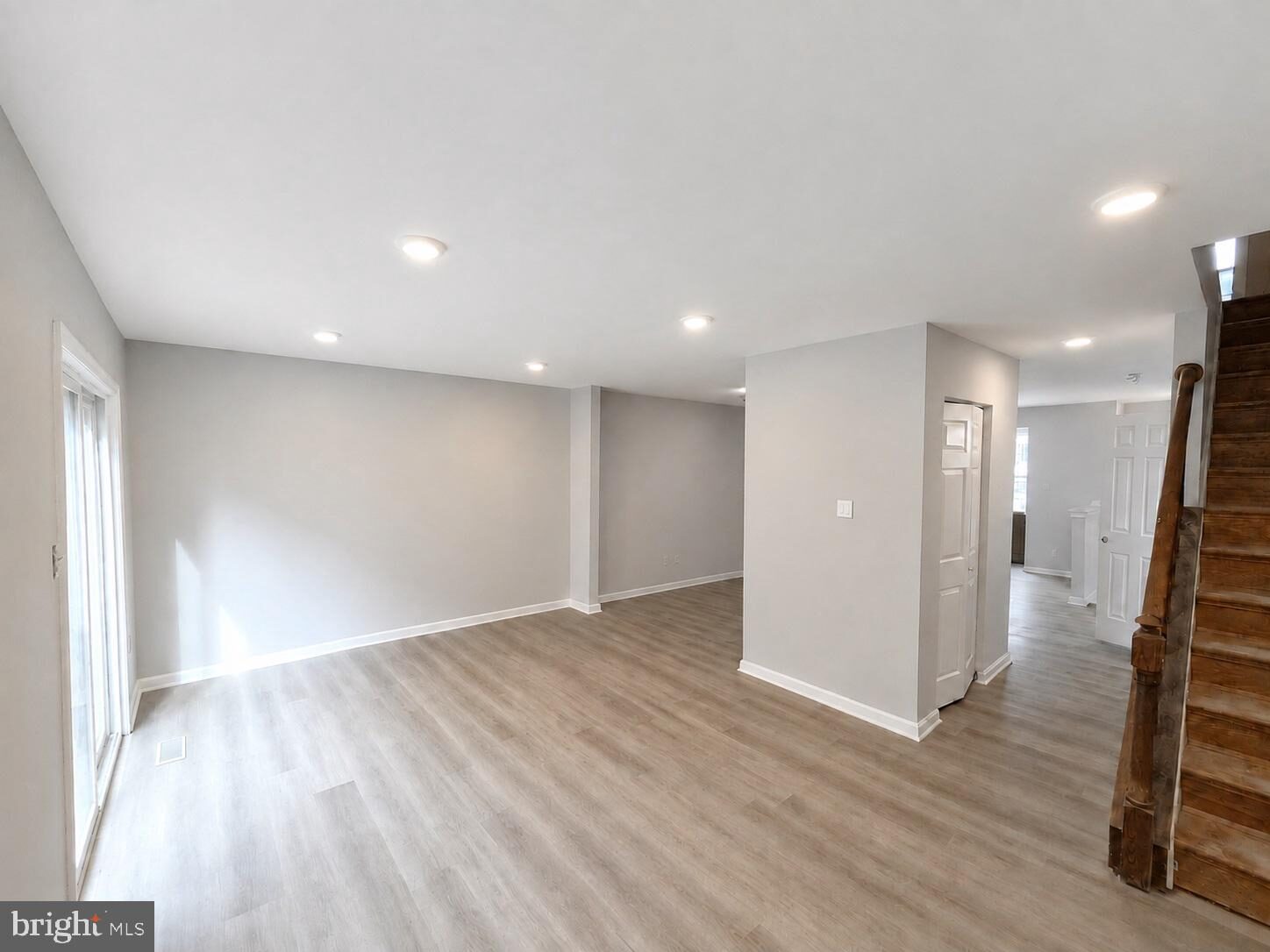 9505 Axehead Court photo 6