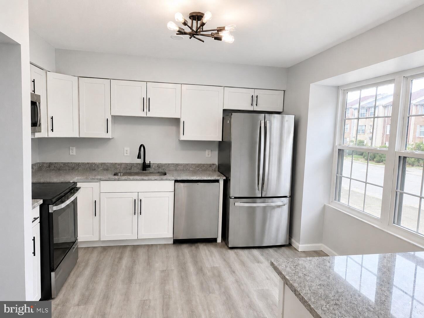 9505 Axehead Court photo 4